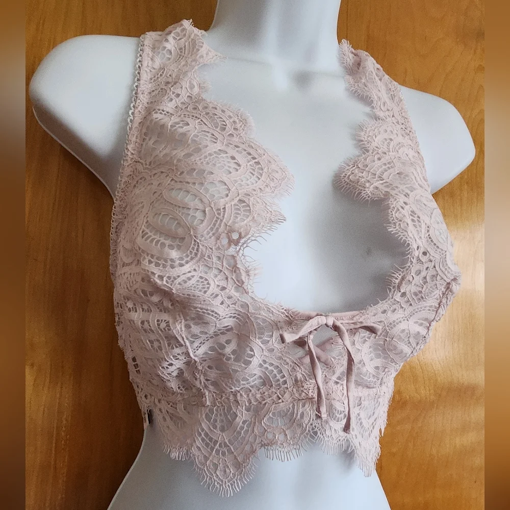 Victoria's Secret Dream Angels Lace Bralette Blush Wireless Mesh Lined Scalloped - Picture 3 of 8